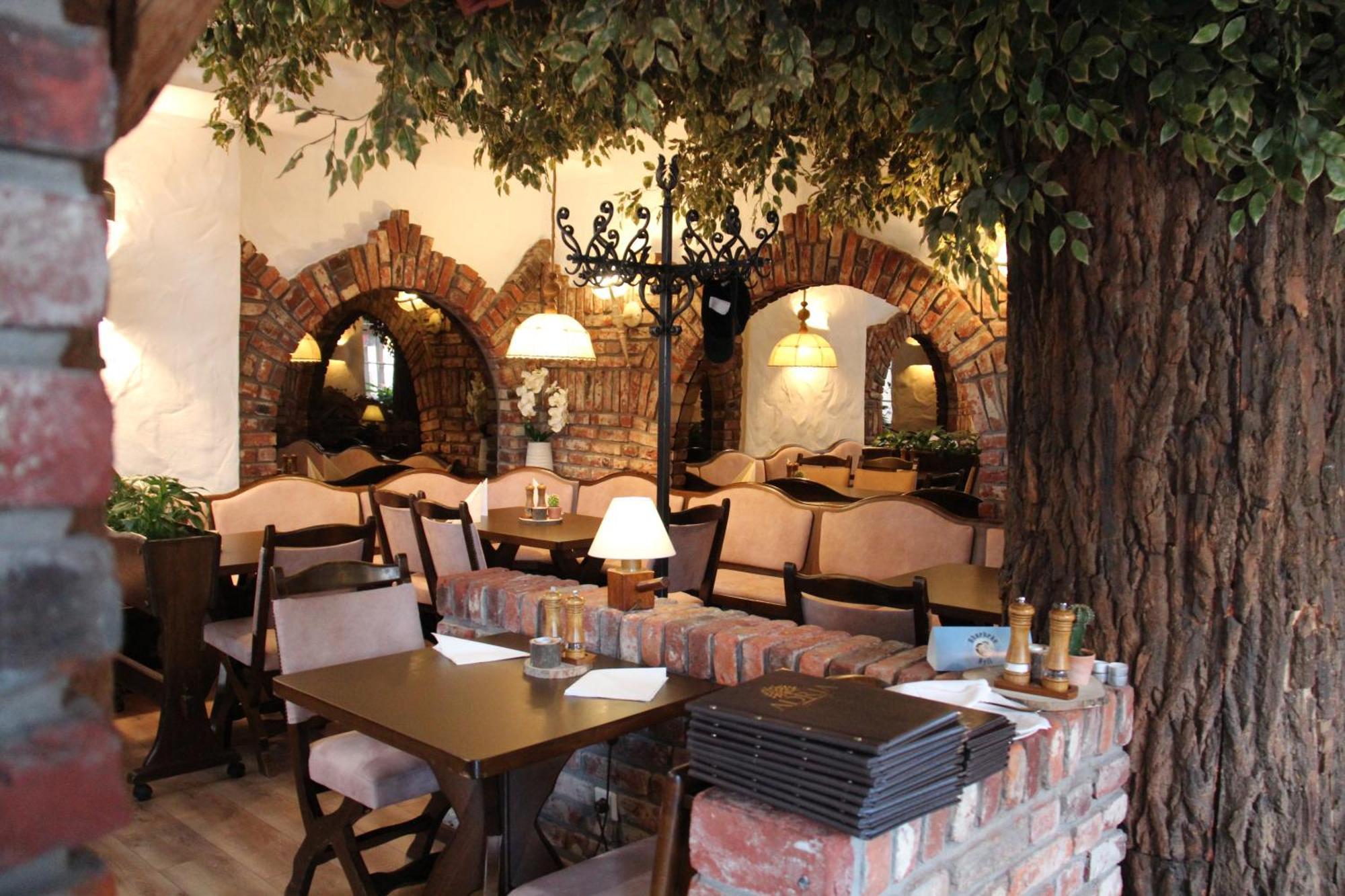 Hotel Restaurant Adria Kroatien Bad Ems Buitenkant foto